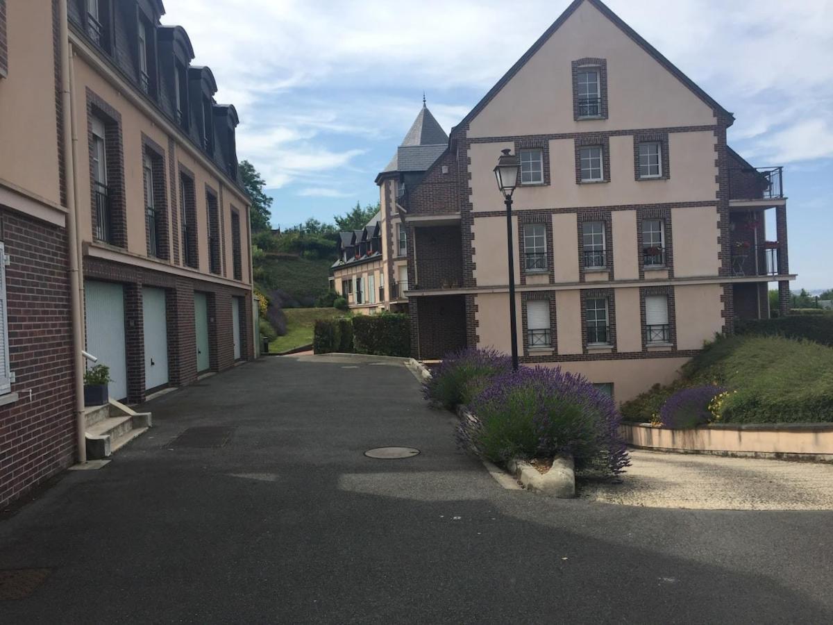 Beautiful Ground Floor 2 Bedroom Apartment Honfleur Dış mekan fotoğraf